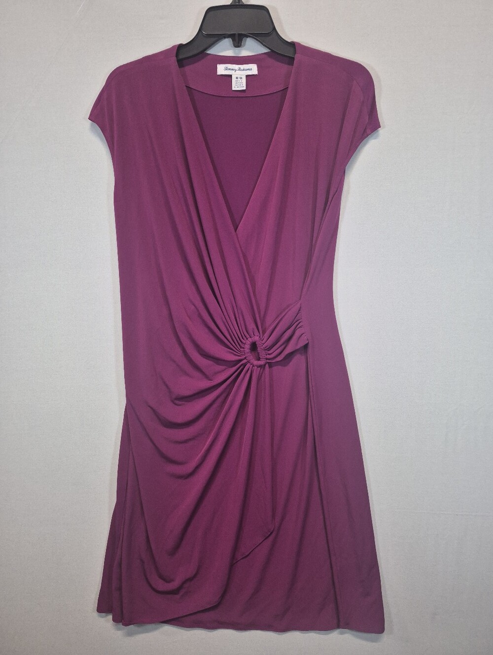 Tommy Bahama Women’s Medium Magenta Ruched Ring Detail V-Neck Dress